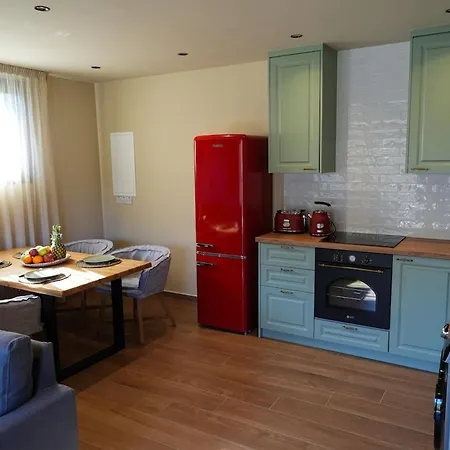 Luxury 5-bedroom Kalopanayiotis كالوبانايوتيس