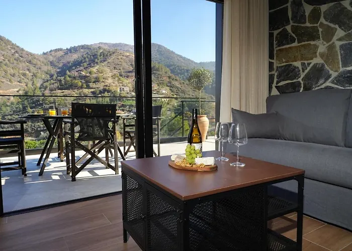 Сasa de vacaciones Luxury 5-bedroom Kalopanayiotis