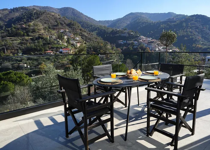 Luxury 5-bedroom Kalopanayiotis Сasa de vacaciones