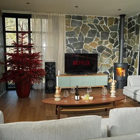 Luxury 5-bedroom Kalopanayiotis Kalopanajotis