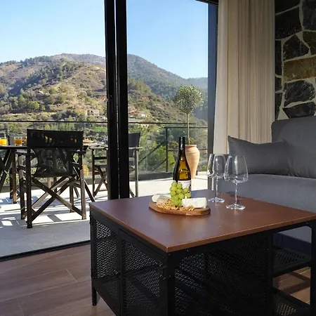 Nyaraló Luxury 5-bedroom Kalopanayiotis