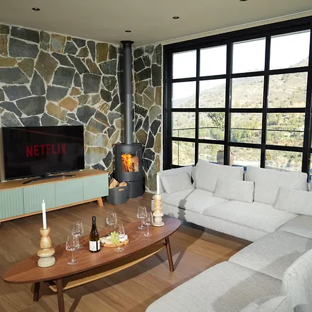 Nyaraló Luxury 5-bedroom Kalopanayiotis Kalopanajótisz